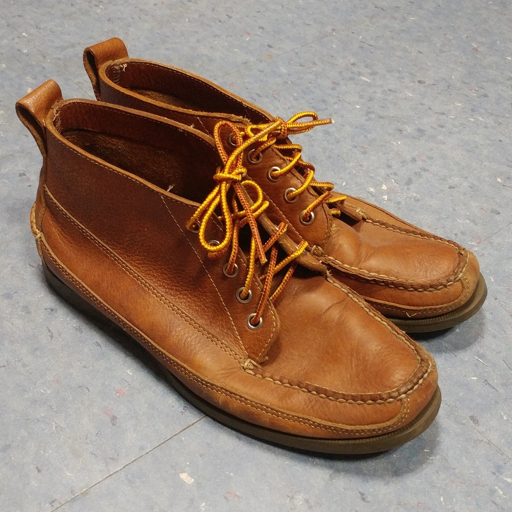 G.H. Bass & Co. Mid Chukka Boots Moc Toe Shoes